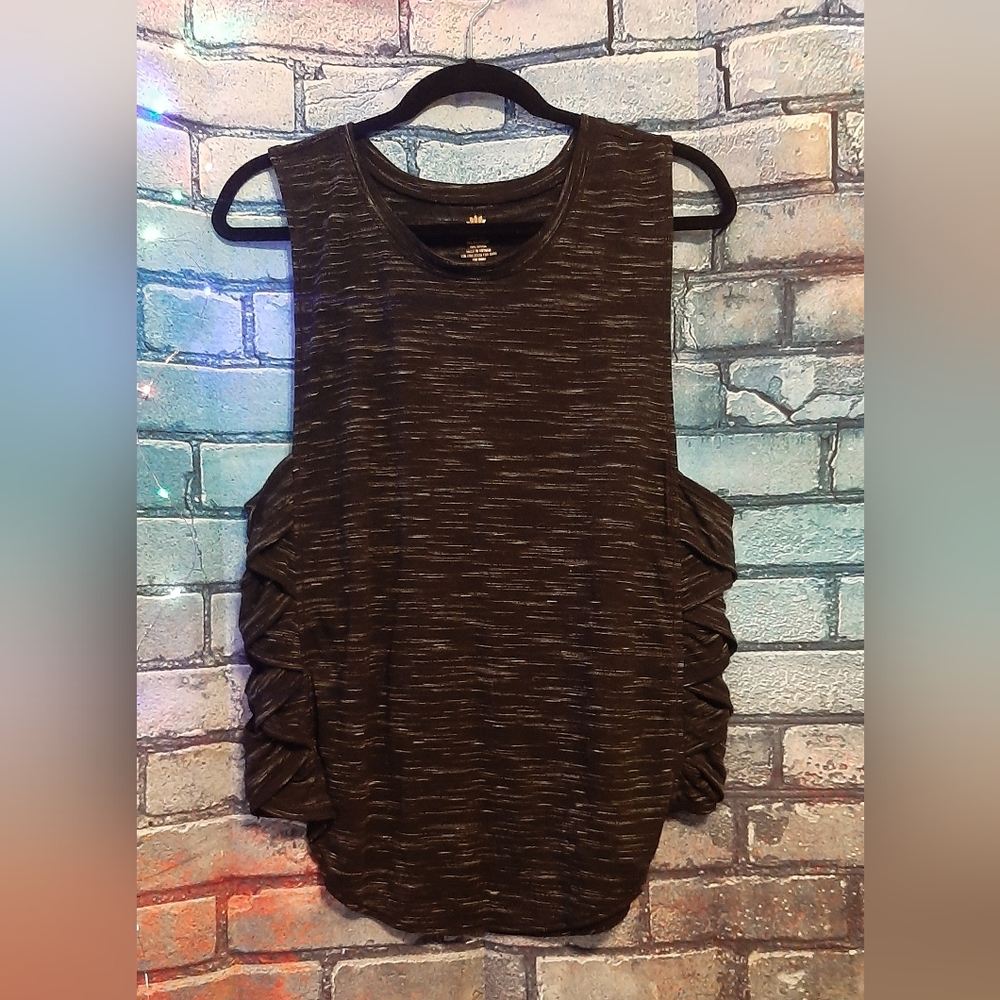 Studio By Energy Zone Sleeveless Black Top with Braided Sides Size Large